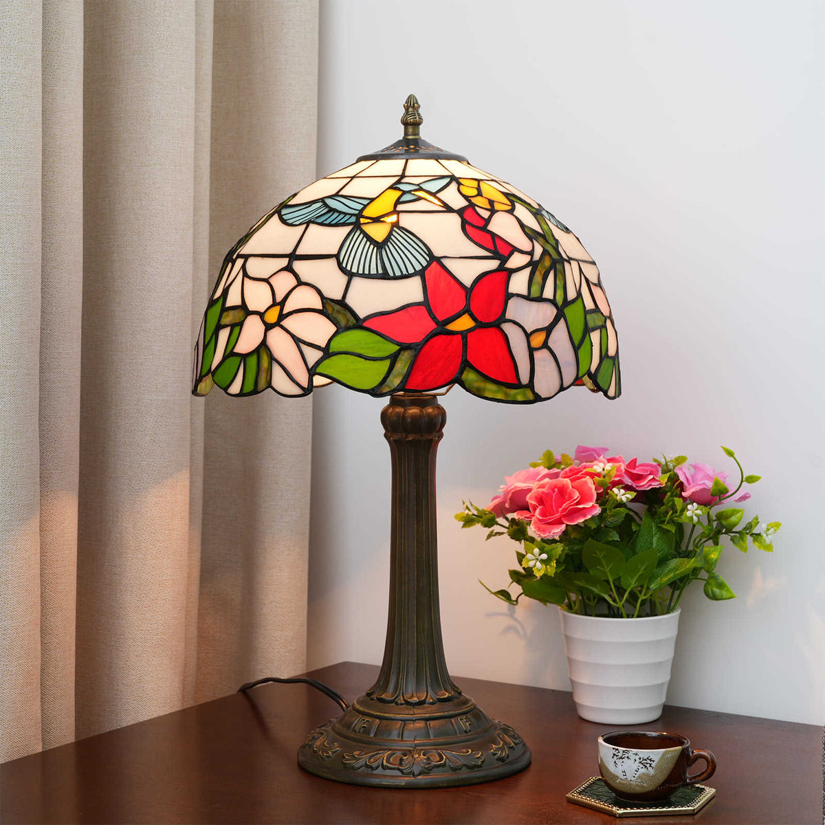 Tiffany Style Floral and Hummingbird Table Lamp