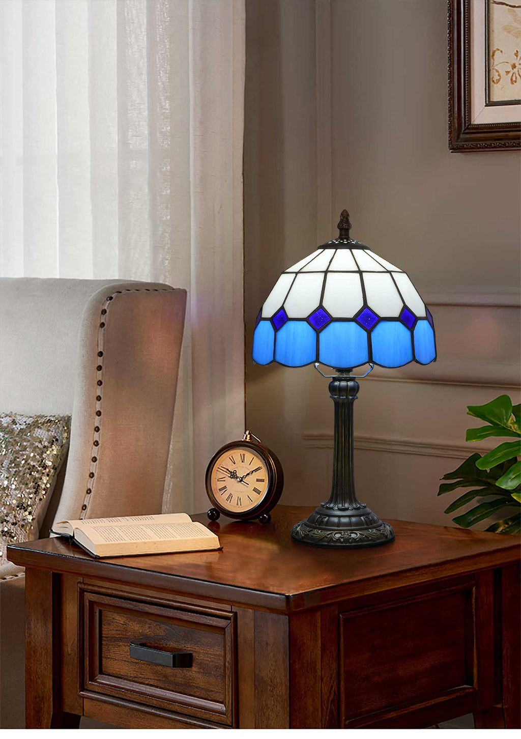 Tiffany Style Table Lamp, Blue and White Glass