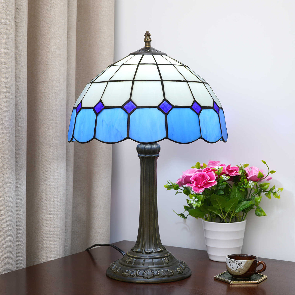 Tiffany Table Lamp in Blue, White and Purple Stained Glass