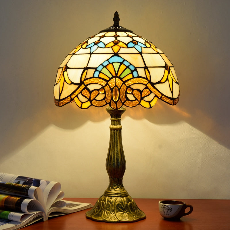 Vintage Tiffany Table Lamp in Stained Glass